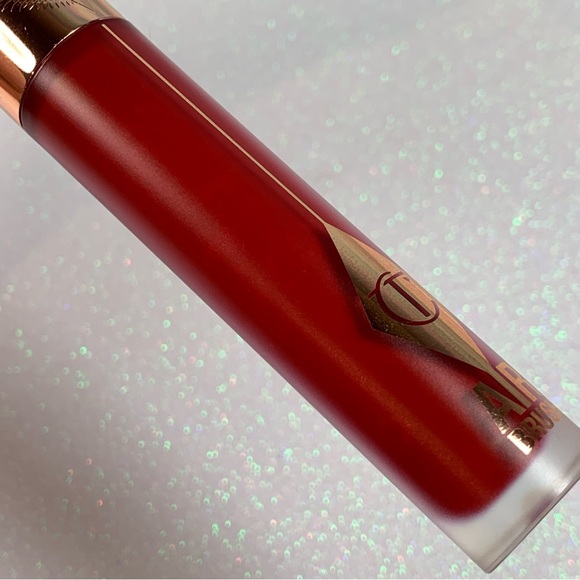 Charlotte Tilbury Ruby Blur Liquid Lipstick BNIB - Picture 2 of 3